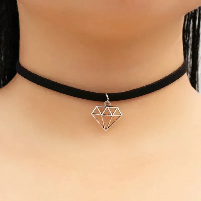 Dimensional Black Gothic Leather Punk Chain Bijoux Choker Velvet Triangle Collares Hot Necklace